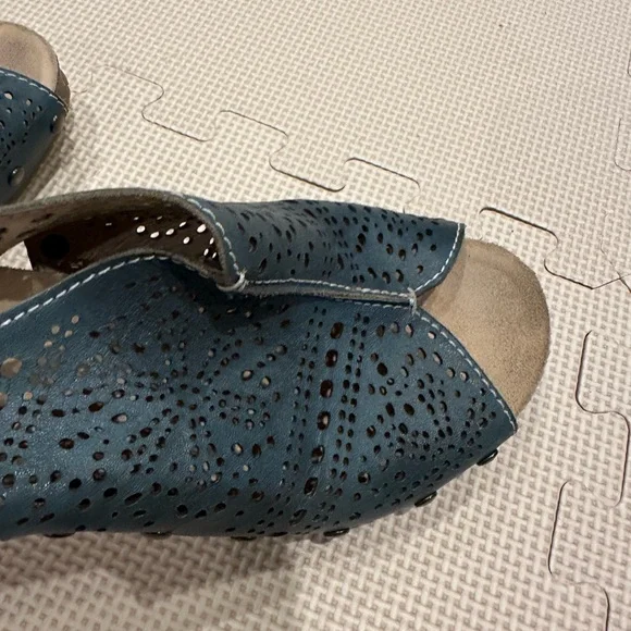 Pikolinos Mahon Blue Laser-Cut Leather Slingback Wedge Sandals Size 39 (US 8.5) - Picture 4 of 12